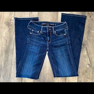 (SOLD🔴) American Eagle Jeans🦅